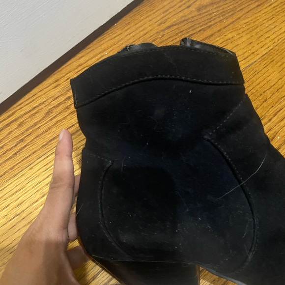 Heeled ankle boots - Picture 5 of 8